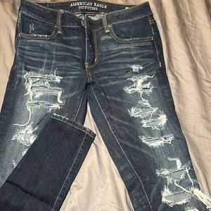 Blue distressed American eagle jeans size 8